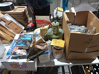 Lot 81 - kruiden en verpakte voeding - afbeelding 1 van  7