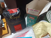 Lot 81 - kruiden en verpakte voeding - afbeelding 7 van  7