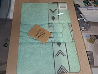 Lot 81 - linnen en paraplu. 8 stuks - afbeelding 5 van  5