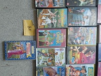 Lot 81 - lot kinderfilms op cassettes - afbeelding 3 van  4
