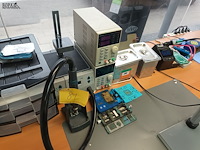 Lot 81 - materiaal voor gsm reparatie - afbeelding 2 van  9
