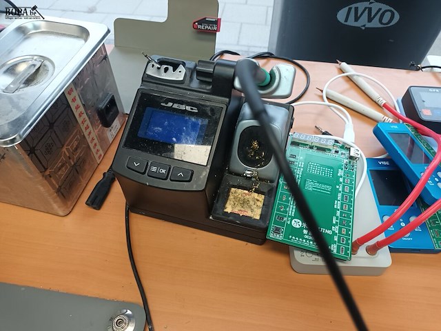 Lot 81 - materiaal voor gsm reparatie - afbeelding 4 van  9