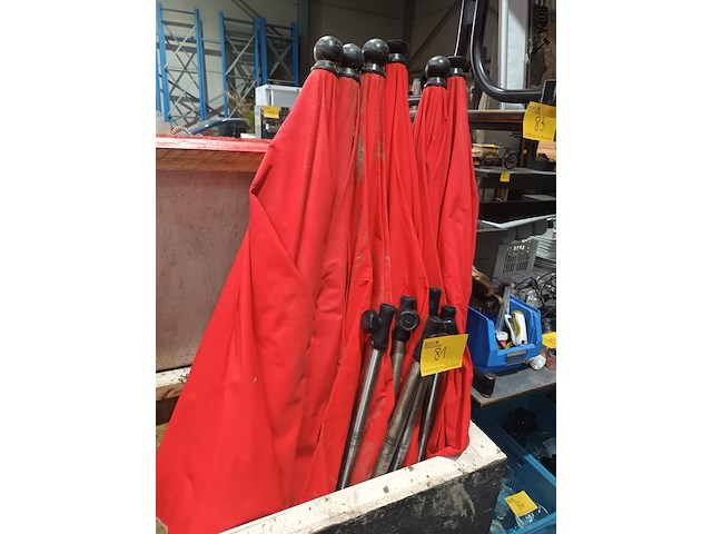 Lot 81 - parasol. 6 stuks - afbeelding 1 van  3