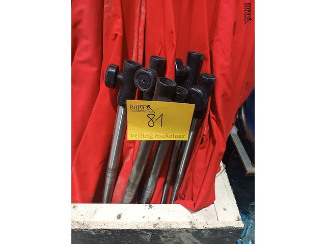 Lot 81 - parasol. 6 stuks - afbeelding 3 van  3