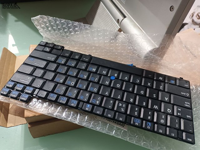 Lot 81 - pc configuratie - afbeelding 4 van  5