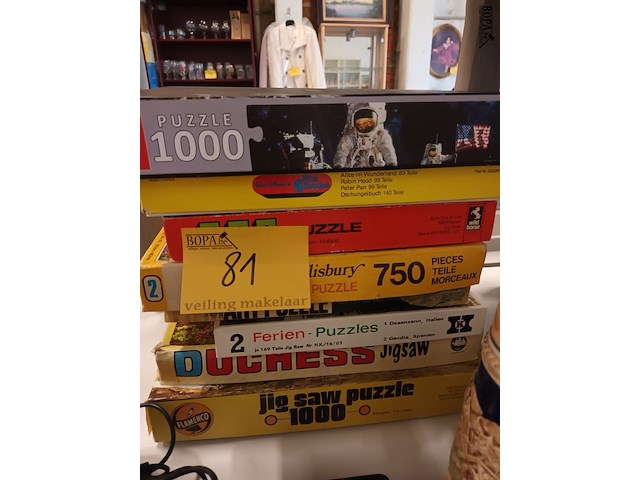 Lot 81 - puzzels. 8 stuks - afbeelding 2 van  2