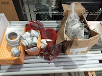 Lot 81 - pvc buizen en koppelstukken - afbeelding 3 van  6