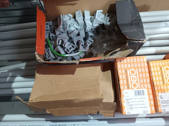 Lot 81 - pvc buizen en koppelstukken - afbeelding 6 van  6