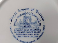 Lot 81 - servies ‘royal homes of britain’, ong 48 stuks - afbeelding 7 van  7