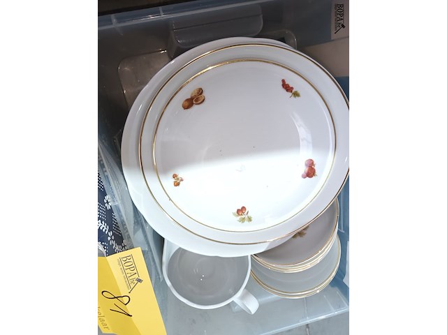 Lot 81 - servies - afbeelding 5 van  5