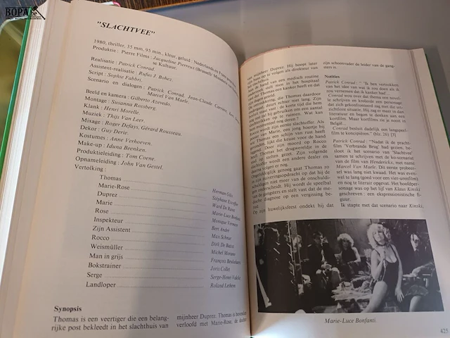 Lot 82 - boek naslagwerk over de vlaamse film - afbeelding 2 van  3
