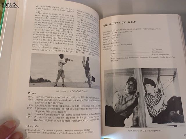 Lot 82 - boek naslagwerk over de vlaamse film - afbeelding 3 van  3