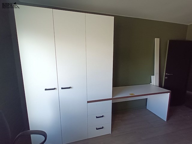 Lot 82 - bureau met aanbouw - afbeelding 5 van  6