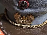 Lot 82 - chili 1 kepie - afbeelding 2 van  2