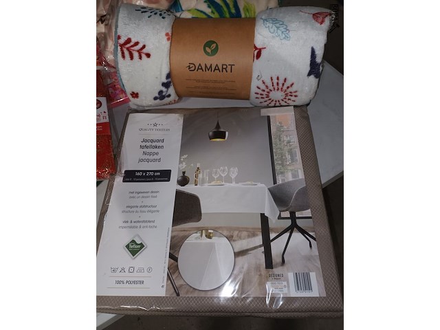 Lot 82 - divers textiel - afbeelding 4 van  5