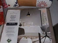 Lot 82 - divers textiel - afbeelding 4 van  5