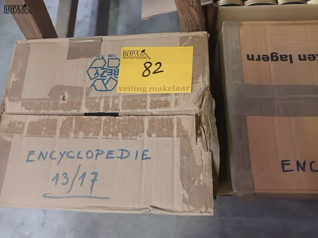 Lot 82 - encyclopedie oosthoeks - afbeelding 4 van  5