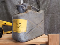 Lot 82 - jerrycan aubry paris - afbeelding 1 van  4