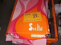 Lot 82 - kantwerk. bak en 3 doosjes - afbeelding 1 van  4