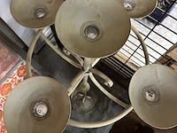 Lot 82 - metalen staande kandelaar - afbeelding 4 van  4