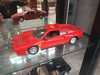 Lot 82 - modelauto’s. 8 stuks - afbeelding 2 van  9