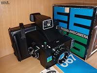 Lot 82 - polaroid ee66 landcamera - afbeelding 2 van  4