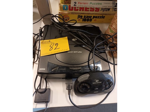 Lot 82 - sega saturn - afbeelding 1 van  4