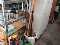 Lot 82 - tuinmateriaal. 14 stuks - afbeelding 1 van  7