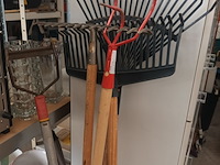 Lot 82 - tuinmateriaal. 14 stuks - afbeelding 5 van  7