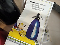 Lot 82 - vintage soda flessen. 3 stuks - afbeelding 4 van  4
