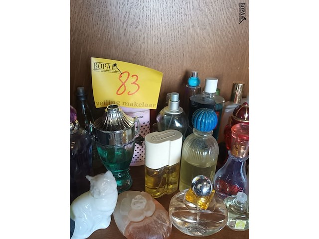 Lot 83 - aangebroken parfumflesjes. 70 stuks - afbeelding 5 van  7