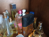 Lot 83 - aangebroken parfumflesjes. 70 stuks - afbeelding 7 van  7