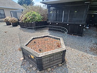 Lot 83 - bloembak - afbeelding 2 van  3