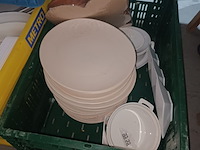 Lot 83 - borden en schalen - afbeelding 3 van  4