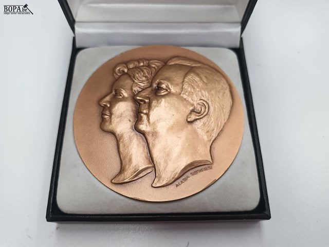 Lot 83 - bronzen herdenkingsmedaille - afbeelding 2 van  4