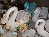 Lot 83 - decoratieve zwanen en eenden. 25 stuks - afbeelding 5 van  6