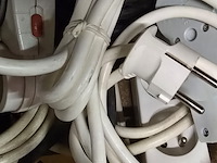 Lot 83 - diverse verlengsnoeren ong 11 stuks - afbeelding 4 van  5