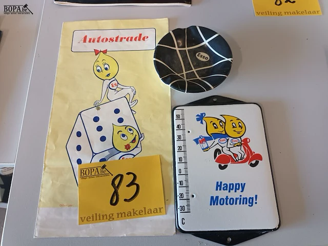 Lot 83 - esso verzamel items. 3 stuks - afbeelding 1 van  4