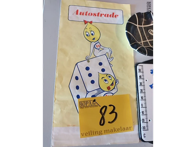 Lot 83 - esso verzamel items. 3 stuks - afbeelding 3 van  4