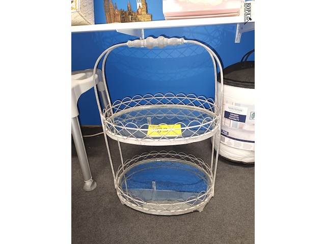 Lot 83 - etagère - afbeelding 1 van  3