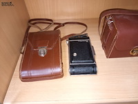 Lot 83 - kodak fototoestellen. 3 stuks - afbeelding 3 van  5