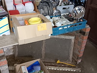 Lot 83 - lot keukenmateriaal - afbeelding 1 van  6