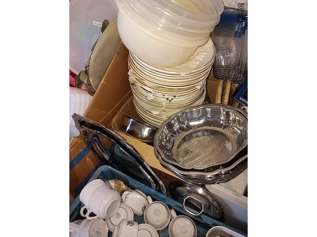 Lot 83 - lot keukenmateriaal - afbeelding 4 van  6