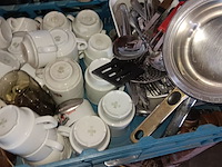 Lot 83 - lot keukenmateriaal - afbeelding 6 van  6