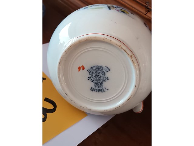 Lot 83 - melkkan met chinees decor - afbeelding 5 van  5