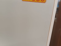 Lot 83 - witte retro keukenkast - afbeelding 5 van  5