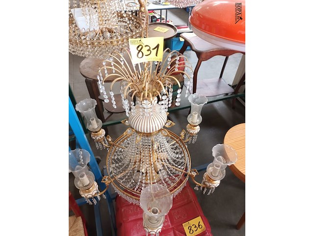Lot 831 - luster koper en kristallen - afbeelding 4 van  5