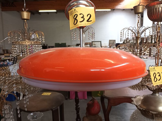 Lot 832 - retro oranje luster - afbeelding 1 van  3