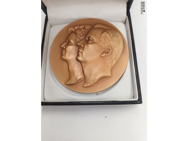 Lot 84 - bronzen herdenkingsmedaille - afbeelding 2 van  3