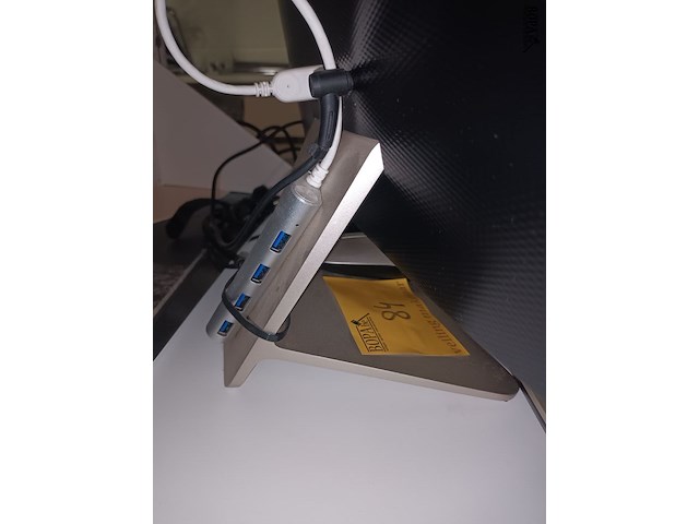 Lot 84 - computerconfiguratie - afbeelding 3 van  4